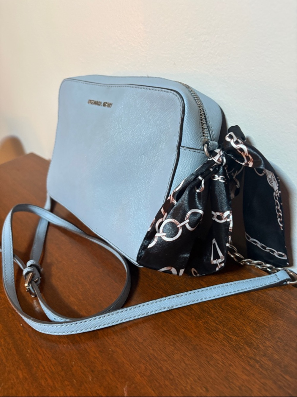 Michael Kors Powder Blue Crossbody Bag - Picture 4 of 8